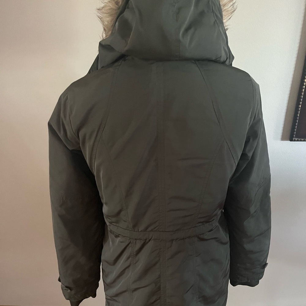 ATHLETA Green Primaloft Peak Parka Jacket with Faux Fur Hood Size XS - Picture 2 of 5